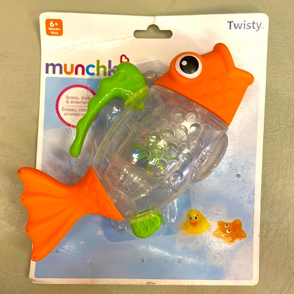 Bath toy for infants & toddlers.  munchkin brand toy.